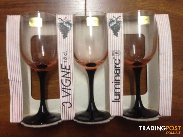Luminarc Wine Glasses - 3 Pack Qty 2 - photo 3 of 4