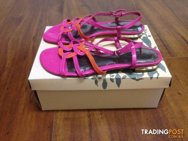 Giovanna Flats Pink Multi. Style Gabby. Size 7.5 - photo 4 of 6