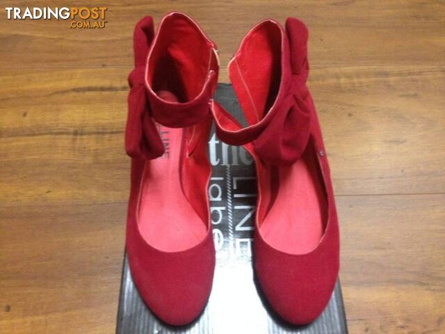 Line Label Low Wedges. Bright Red. Leather & Suede. Size 7 - photo 3 of 6