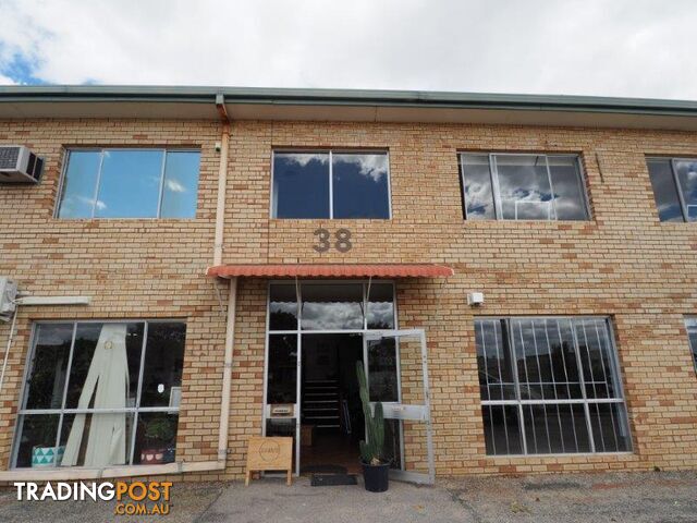 38 Buckingham Dr Wangara WA 6065