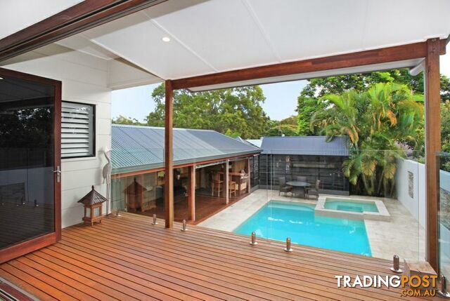 7 Malibu Avenue COOLUM BEACH QLD 4573