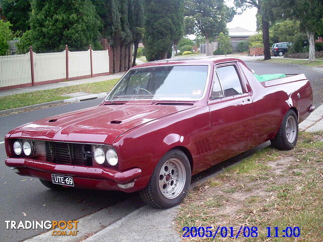 Custom number plate UTE 69