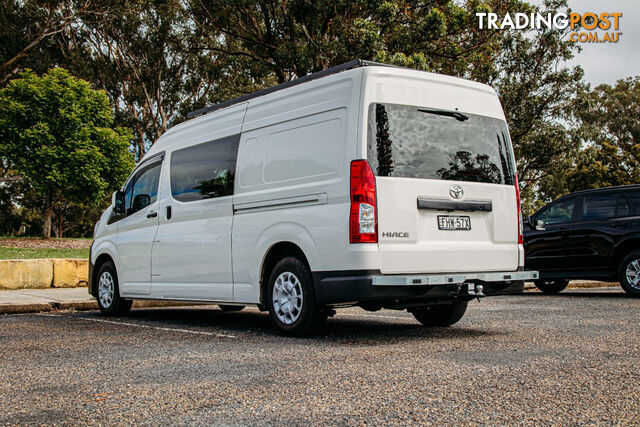 2024 TOYOTA HIACE   VAN