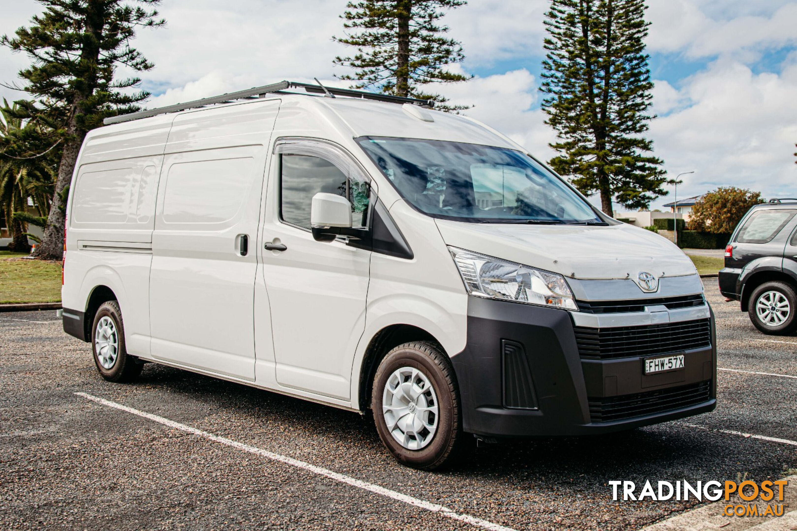 2024 TOYOTA HIACE   VAN