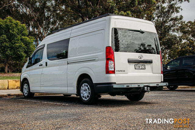 2024 TOYOTA HIACE   VAN