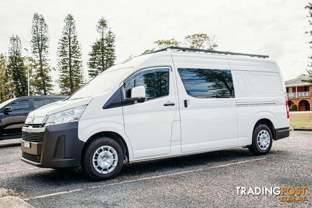 2024 TOYOTA HIACE   VAN