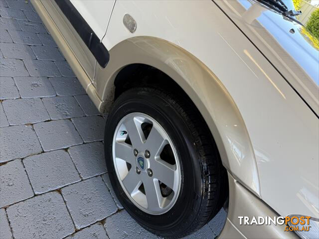 2007 PROTON JUMBUCK GLSI CAB CHASSIS - photo 4 of 28