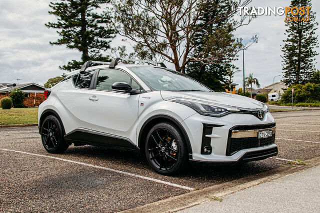 2022 TOYOTA C-HR GR - SPORT  WAGON