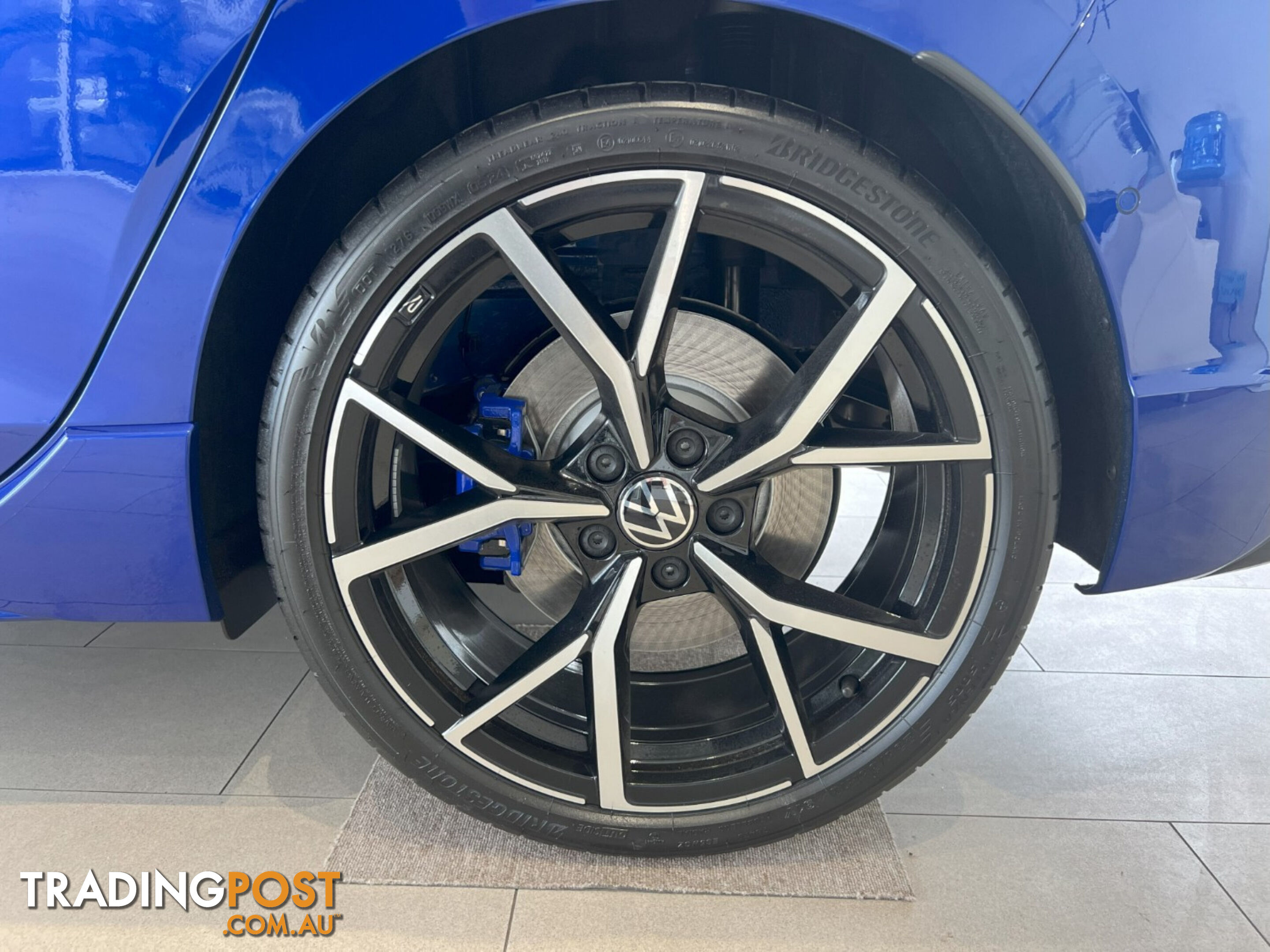 2024 VOLKSWAGEN GOLF R  HATCH