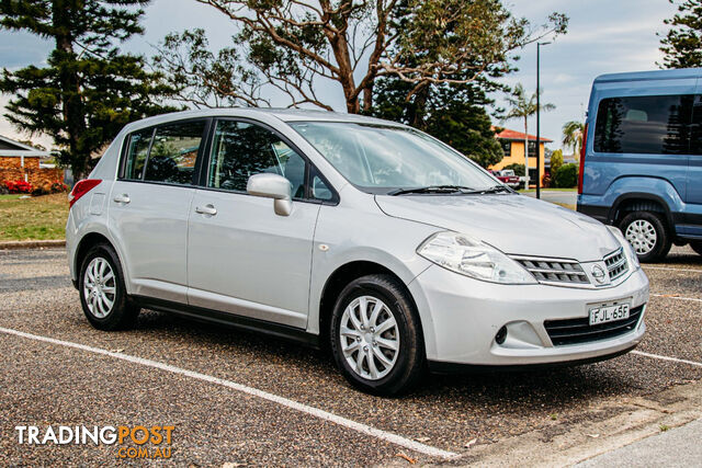 2011 NISSAN TIIDA ST  HATCH