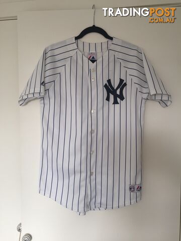 New York Yankees jersey Medium size