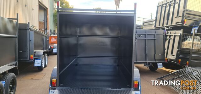 8Ã5 ENCLOSED TRAILER 2000KGS GVM WITH DROP DOWN RAMP