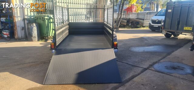8Ã5 BOX TRAILER 750 KGS GVM WITH RAMP - photo 3 of 7