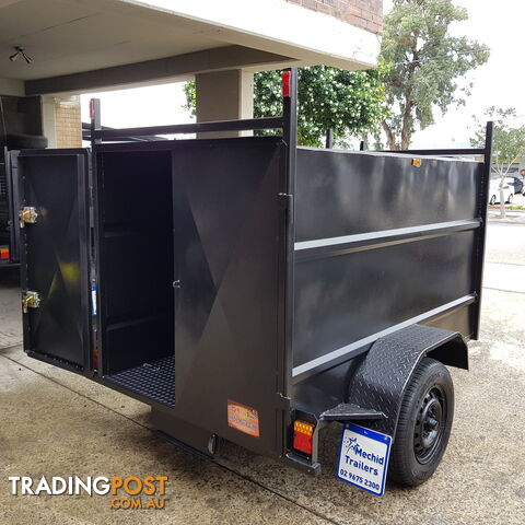 7Ã4 ENCLOSED TRAILER 750KG GVM WITH 2 DOORS - photo 2 of 6