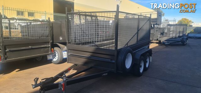 10Ã5 BOX TRAILER WITH THE RAMP AND 900MM CAGE - photo 4 of 17