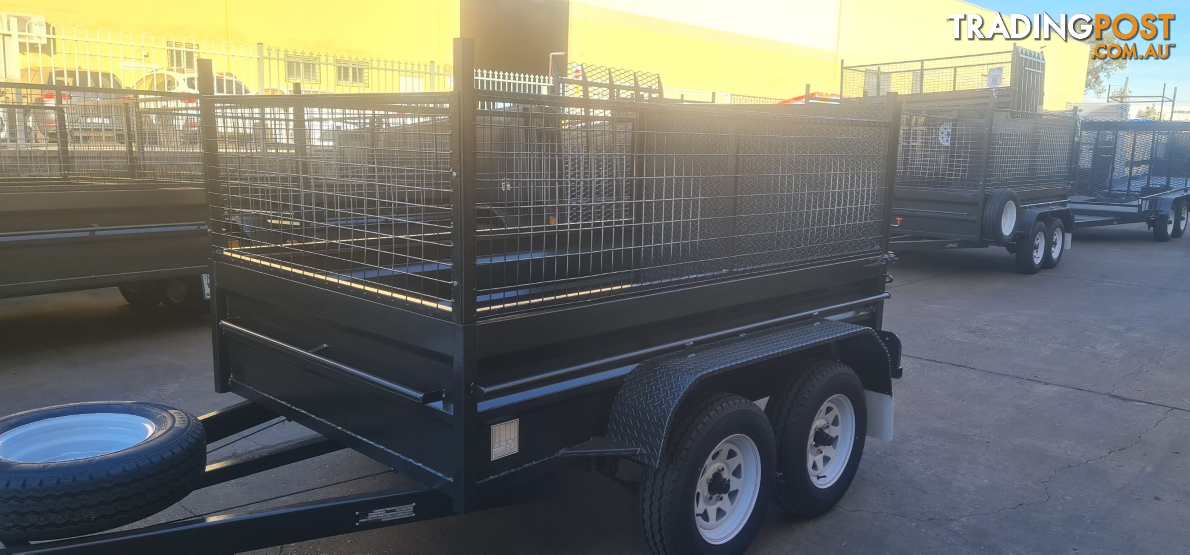 8Ã5 TANDEM BOX TRAILER HIGH SIDE RAMP WITH CAGE 600MM