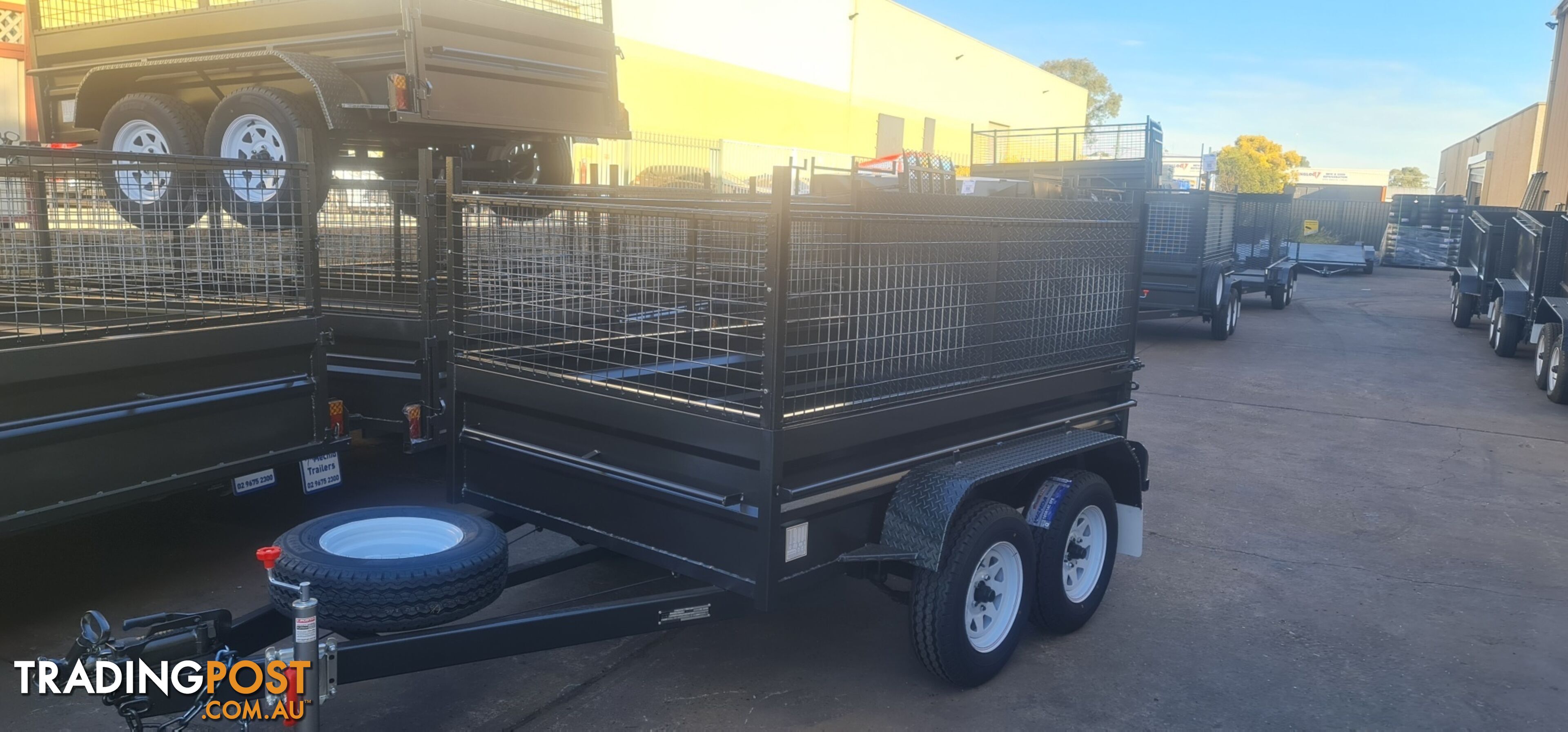 8Ã5 TANDEM BOX TRAILER HIGH SIDE RAMP WITH CAGE 600MM