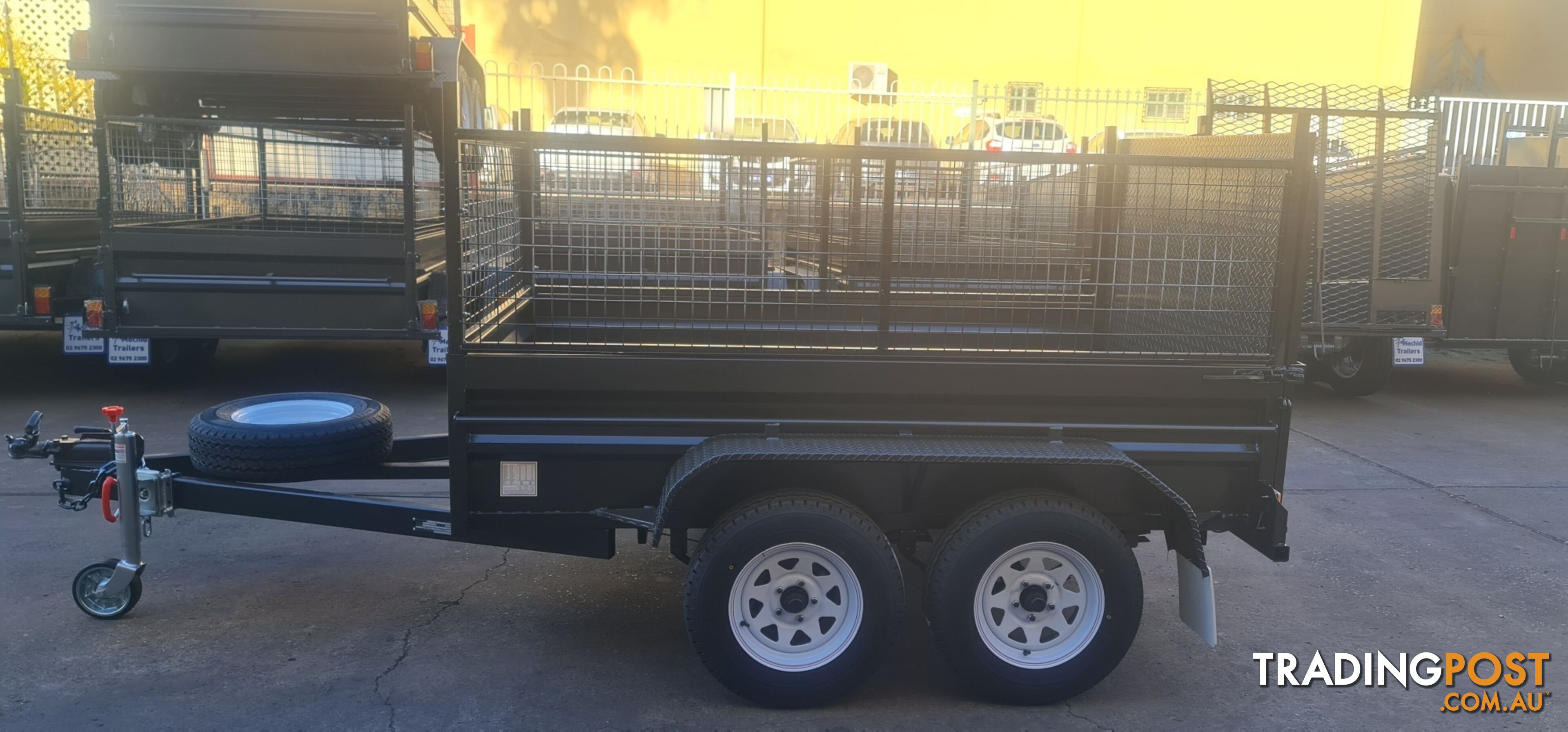 8Ã5 TANDEM BOX TRAILER HIGH SIDE RAMP WITH CAGE 600MM