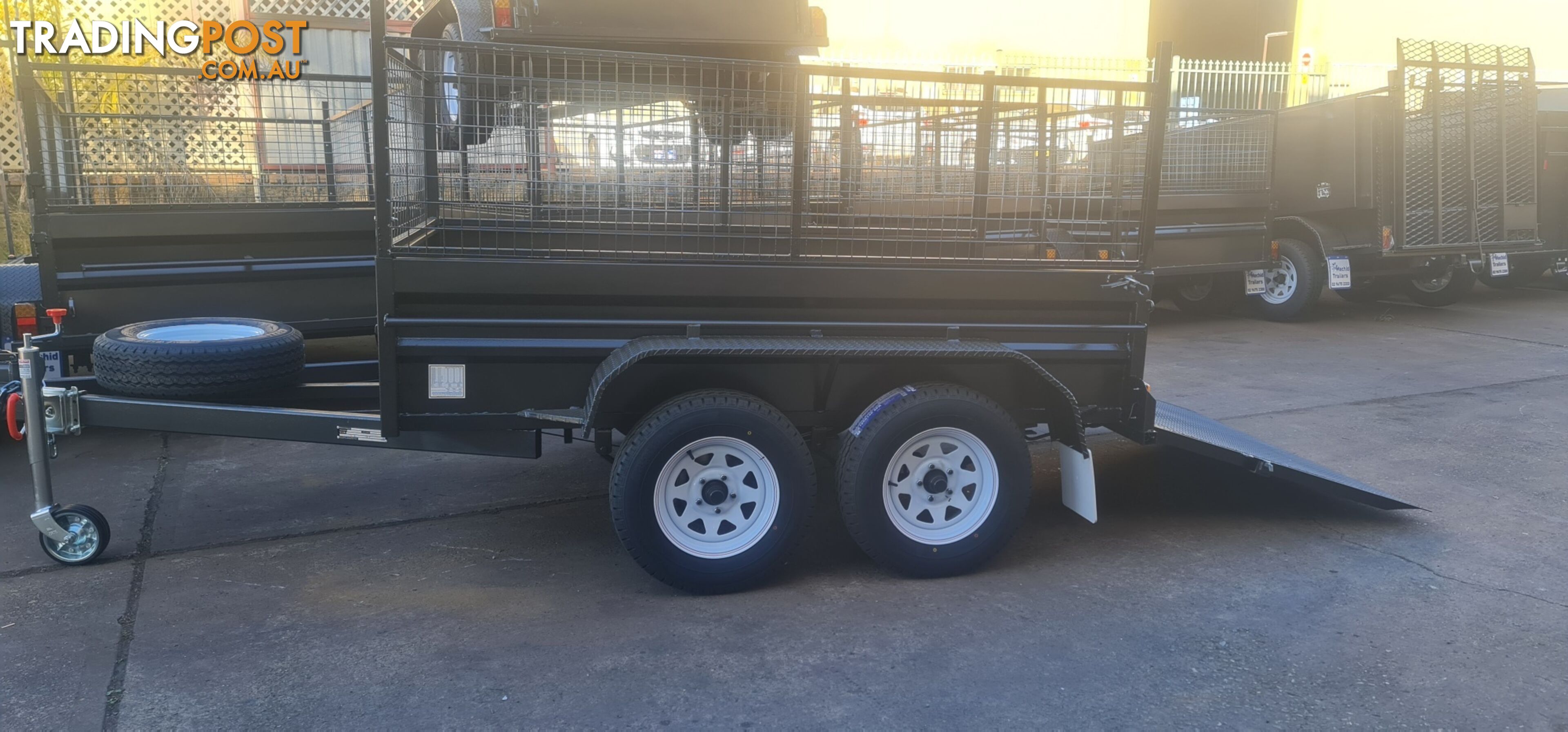 8Ã5 TANDEM BOX TRAILER HIGH SIDE RAMP WITH CAGE 600MM