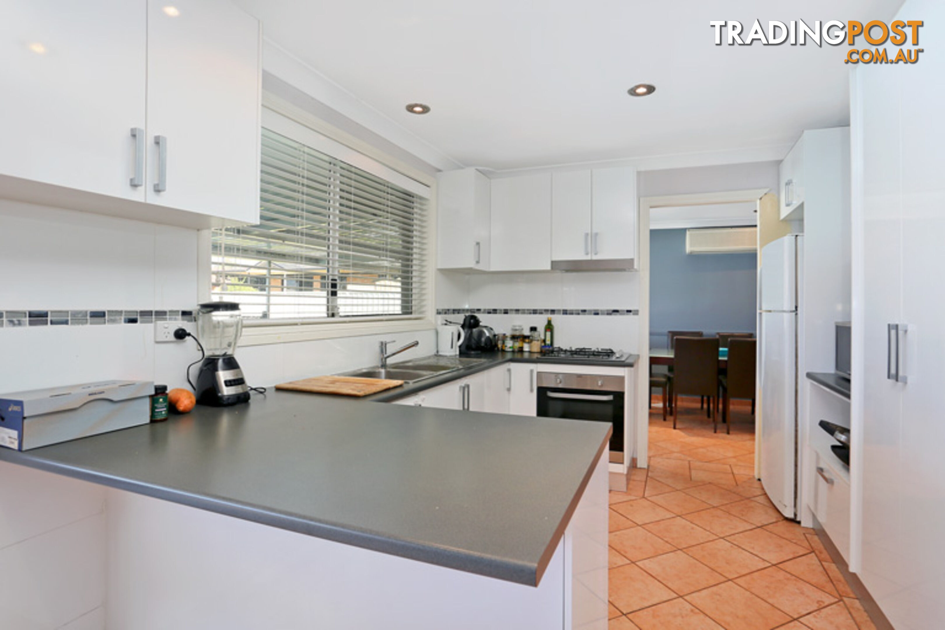 27 Aldan Place ST CLAIR NSW 2759