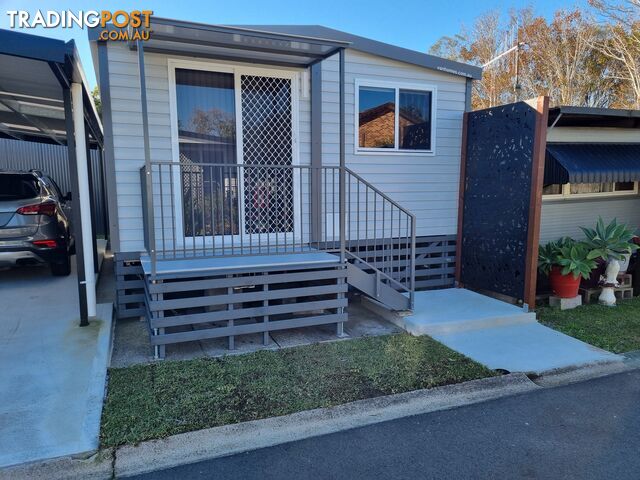 42 2 Arnott Street LAURIETON NSW 2443