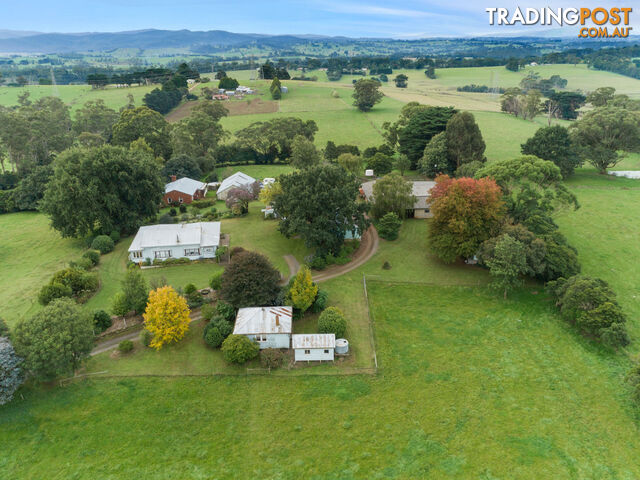 320 HIGGS ROAD DROUIN VIC 3818