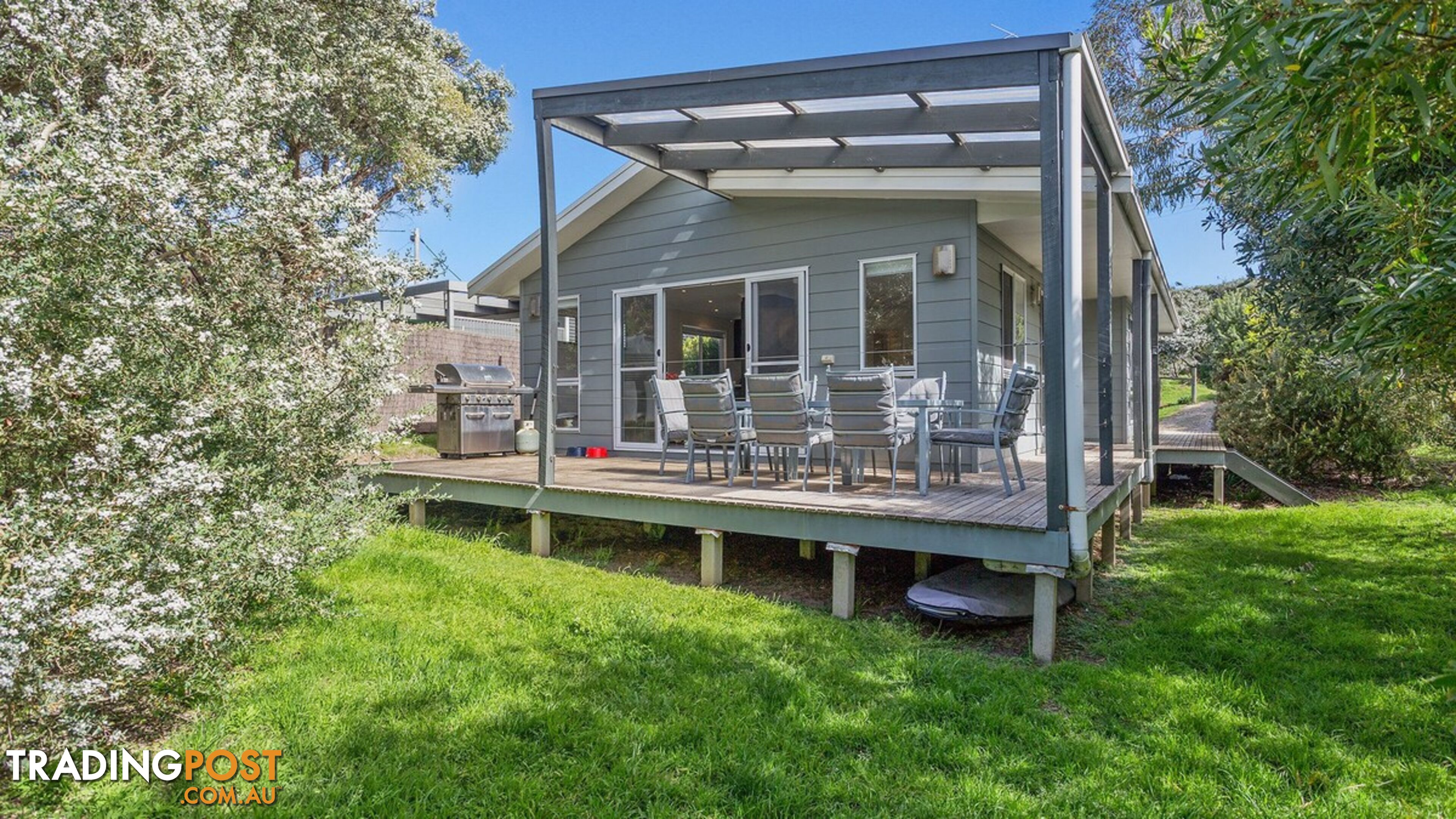 17 Beach Pde SANDY POINT VIC 3959