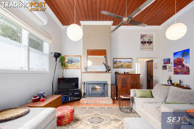 8 Dutton St TOORA VIC 3962