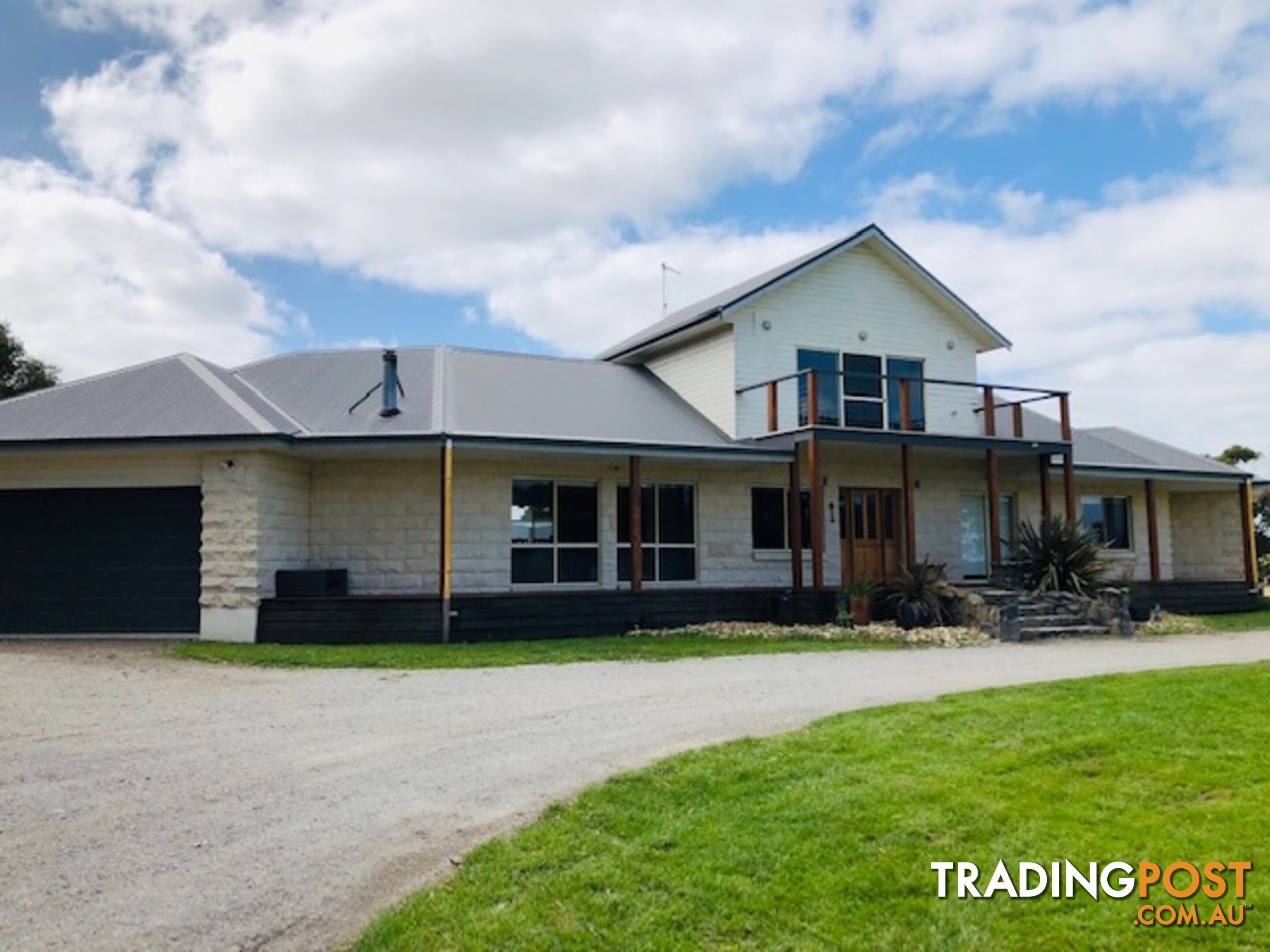 112 Fish Creek - Waratah Rd WARATAH BAY VIC 3959