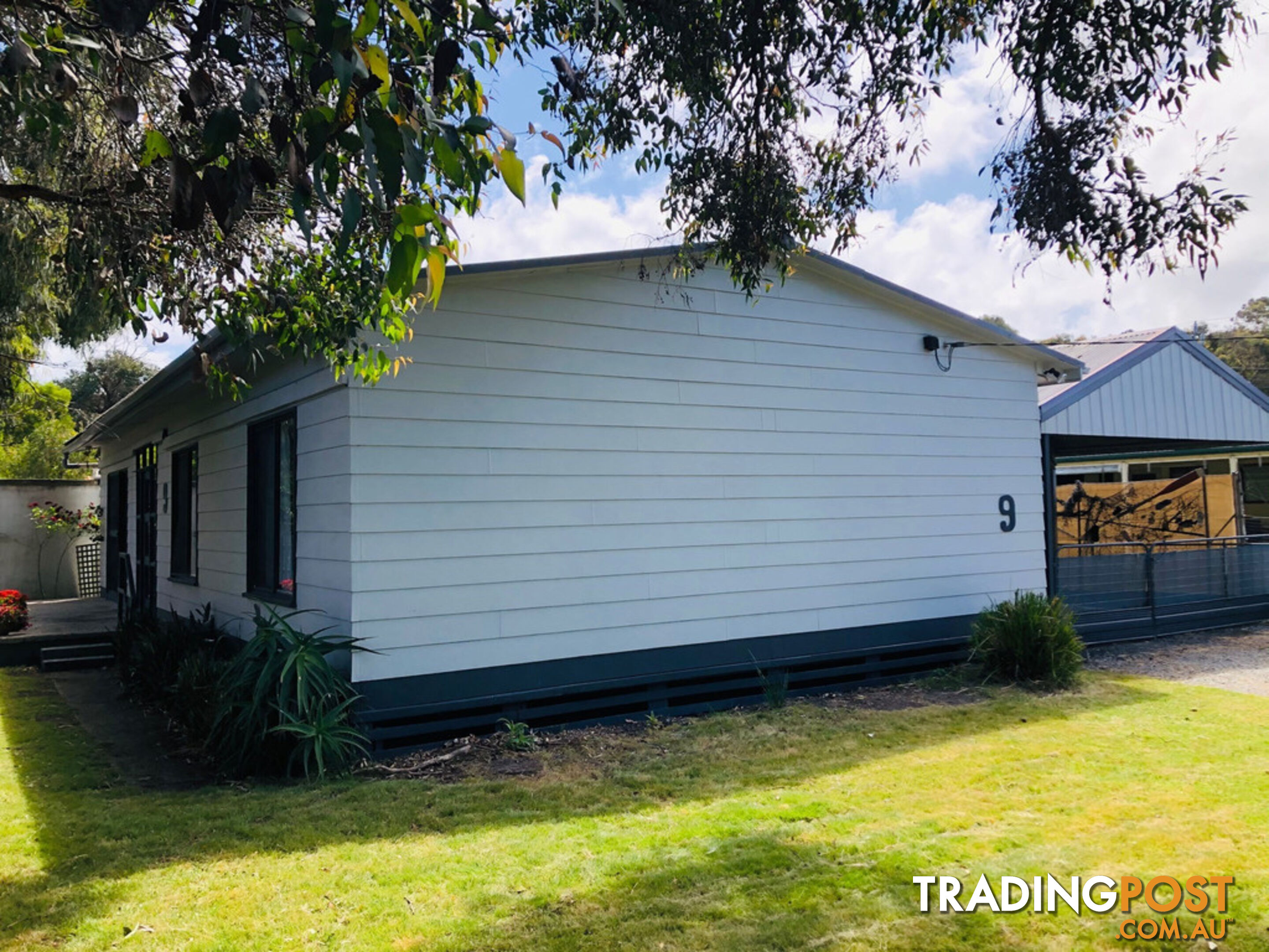 9 Moongana St WARATAH BAY VIC 3959