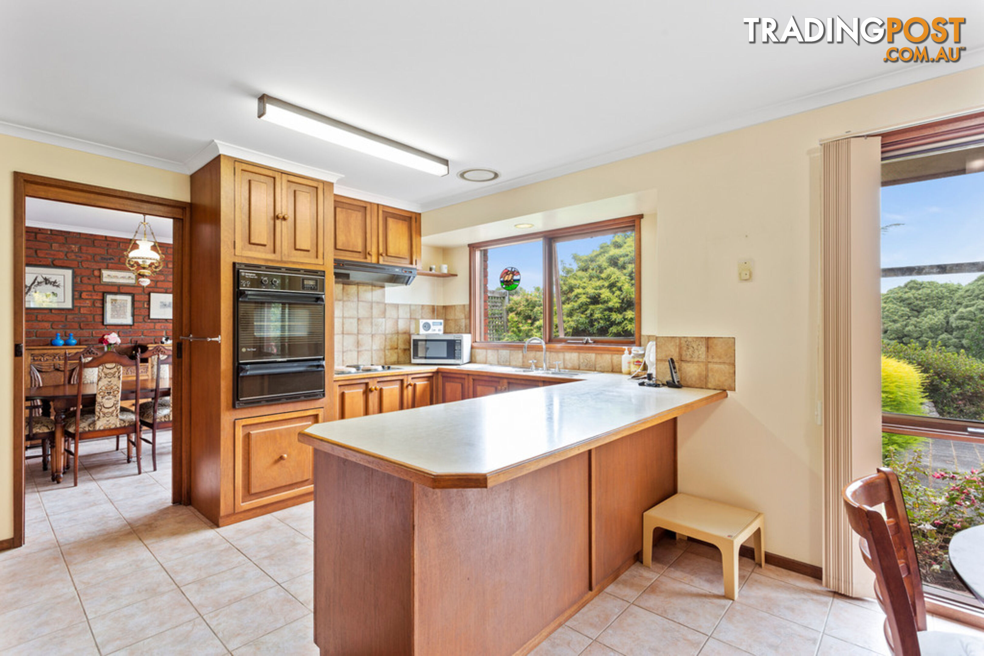 6 Pine Grove WARRAGUL VIC 3820