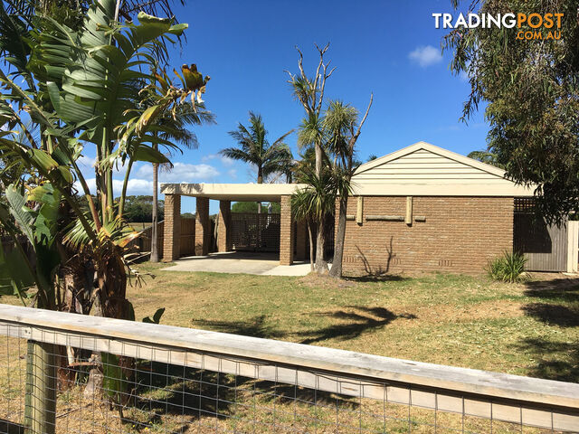 16 Telopea Drive SANDY POINT VIC 3959