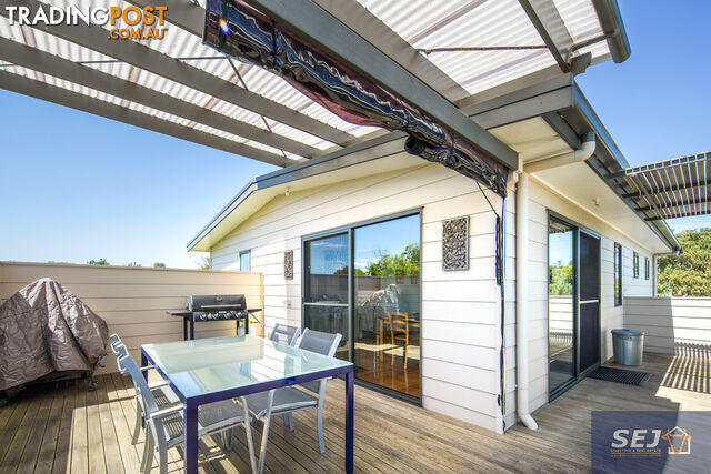 9 Ash Ave SANDY POINT VIC 3959