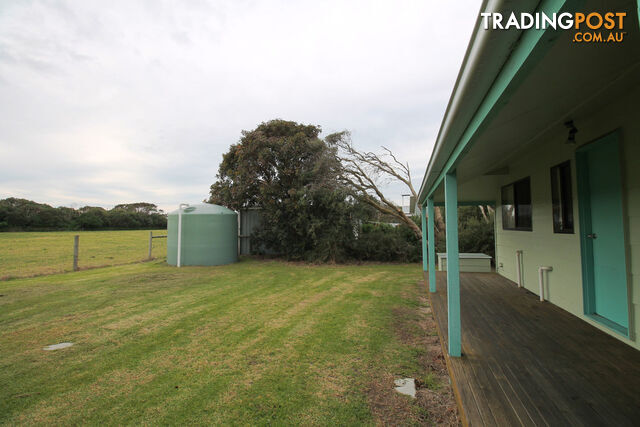 5 Ash Ave SANDY POINT VIC 3959