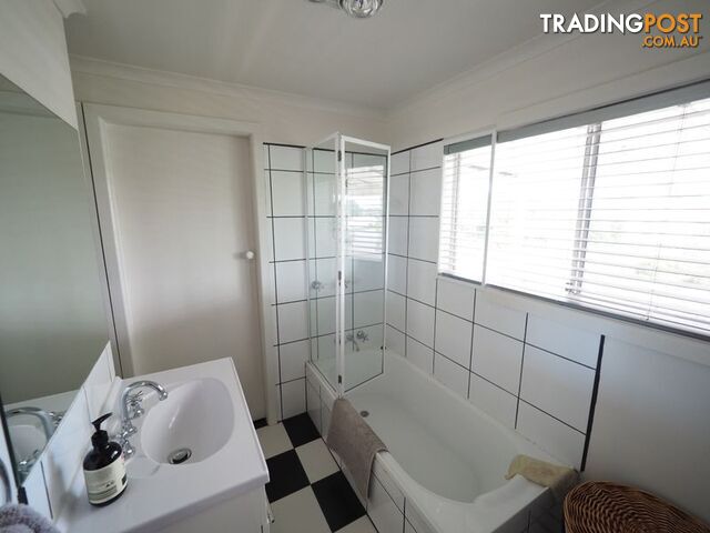 8 Welshpool Rd TOORA VIC 3962