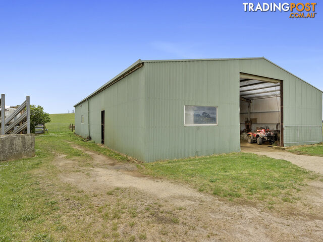 80 Weymes Road MOUNT ECCLES VIC 3953