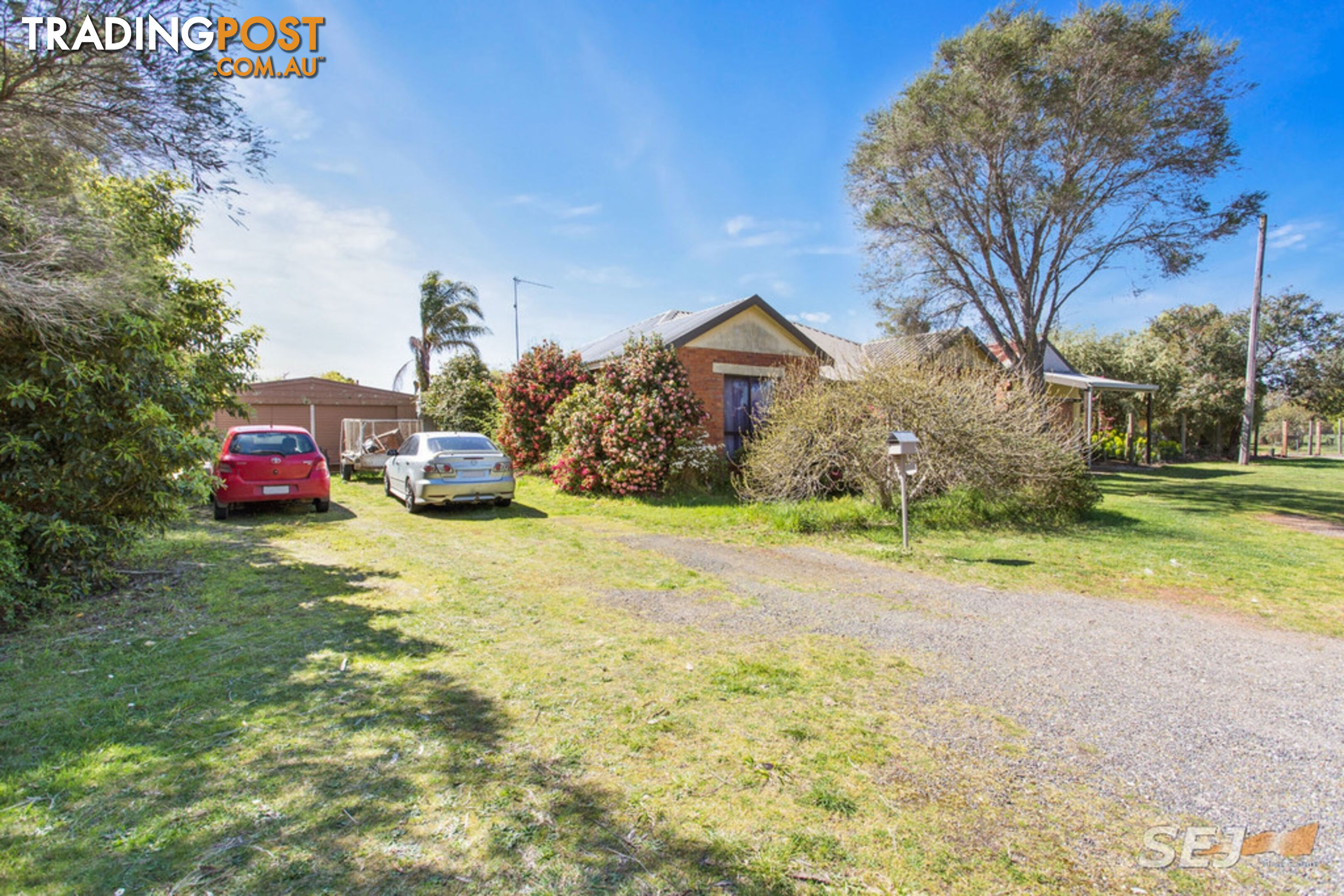 2378 Willow Grove Road HILL END VIC 3825