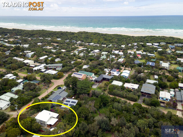 5 Tecoma Avenue SANDY POINT VIC 3959