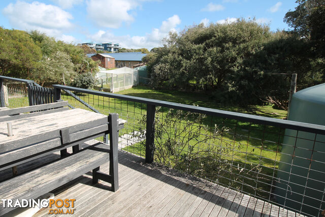 1 Ennisvale Ave SANDY POINT VIC 3959