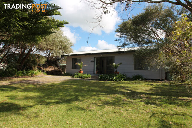 1 Ennisvale Ave SANDY POINT VIC 3959