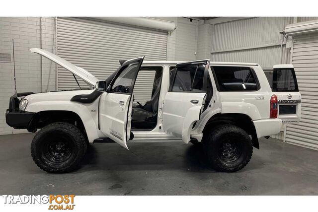 2015 NISSAN PATROL ST Y61 GU 10  - photo 5 of 20
