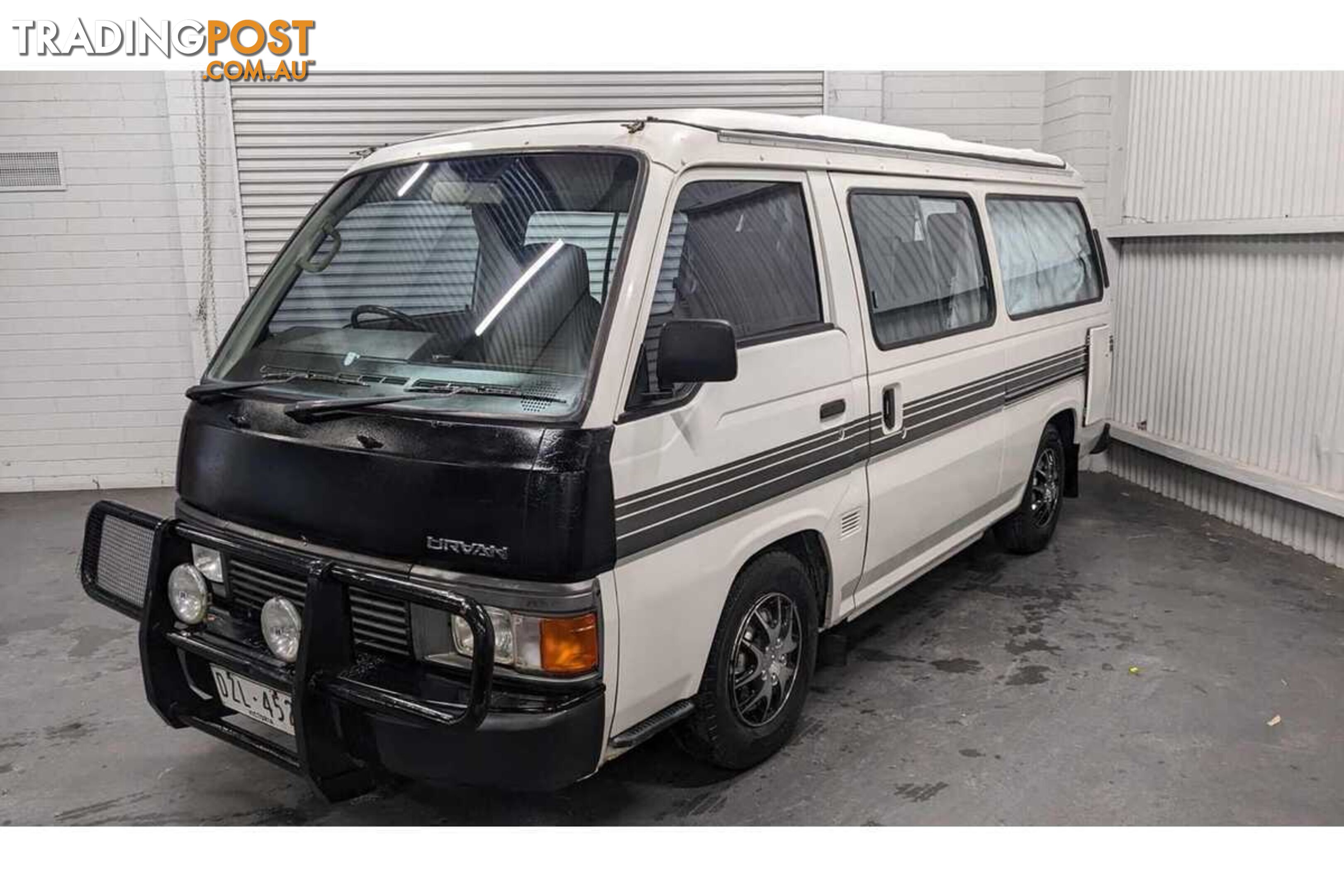 1988 NISSAN URVAN WINDOW  