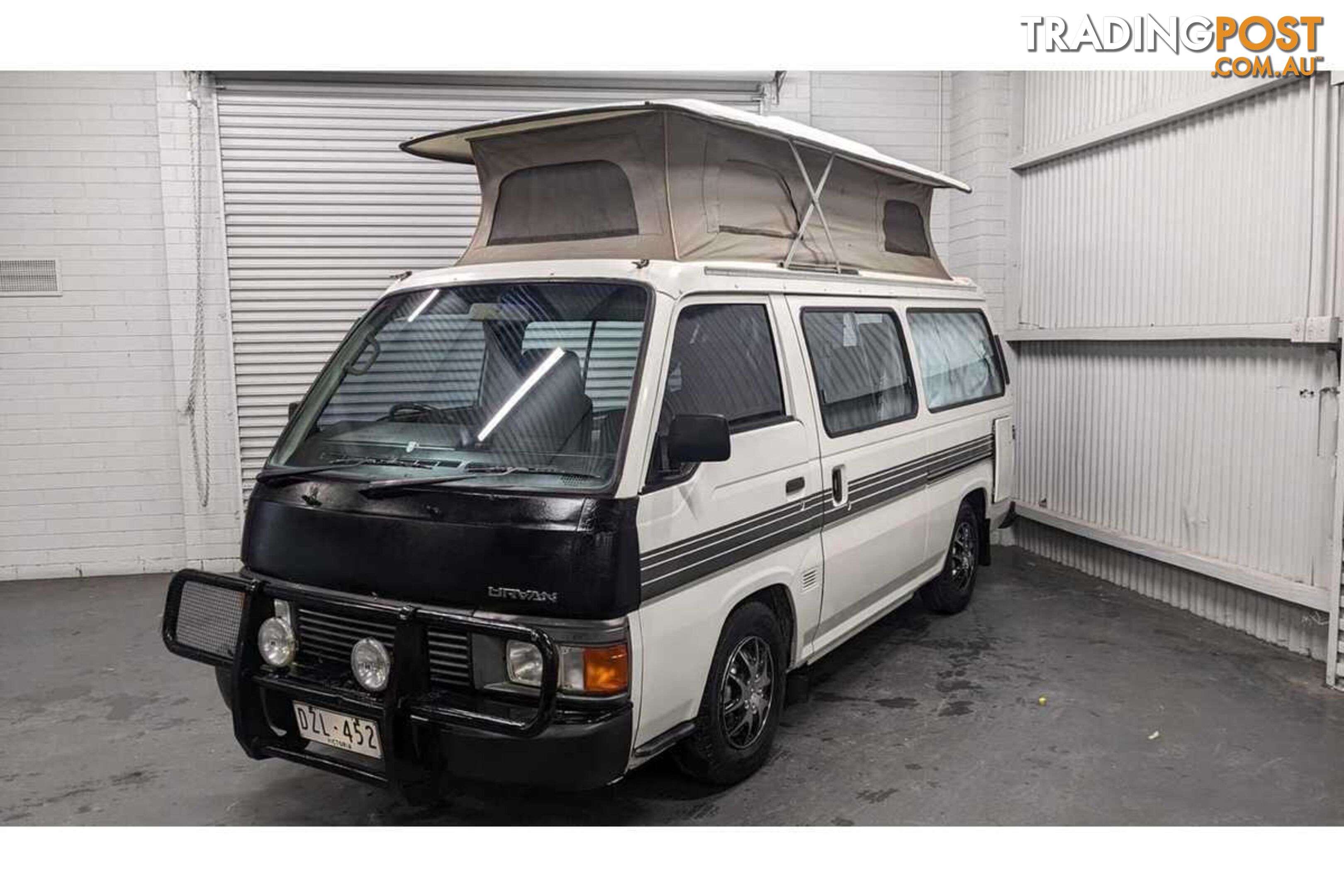 1988 NISSAN URVAN WINDOW  