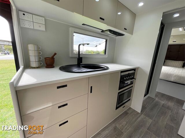 2022 Network RV Caravans 23 Club Lounge - photo 3 of 29
