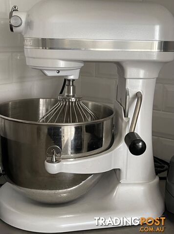 KitchenAid Pro line stand mixer KSM7581 (Pearl White) Brand New, No Box.