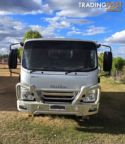 2017 Isuzu NLR 45-150 Tray Truck