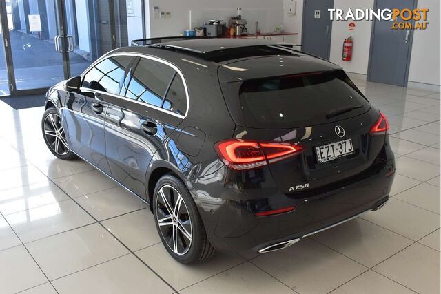 2019 MERCEDES-BENZ A-CLASS A250 W177 HATCHBACK - photo 2 of 36