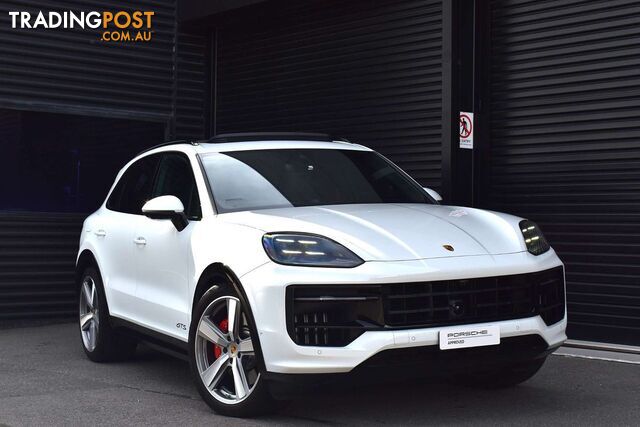 2024 PORSCHE CAYENNE GTS 9YA II WAGON