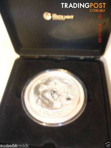 new Perth Mint display case - 1kg silver coin PICKUP clayton 316