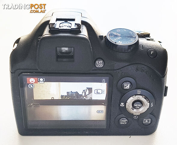 FujiFilm FinePix SL-280 14.0 Megapixel SuperzoomPoint and Shoot Digital Camera - photo 4 of 4